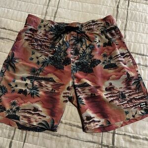 Men's Billabong recycler Sunday layback board shorts, swim shorts. Size small